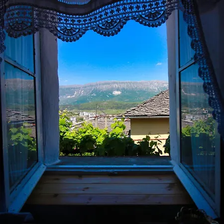 Denis Gasthof Gjirokastër
