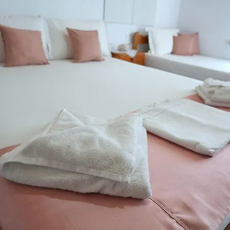 Pensjonat Denis Gjirokastra