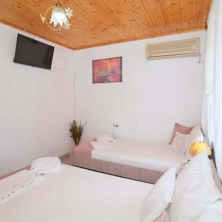 Denis Affittacamere Gjirokastër