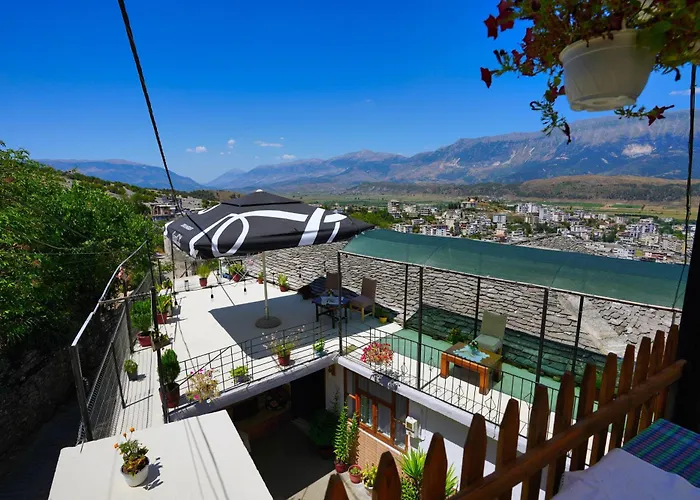 Denis Гирокастра